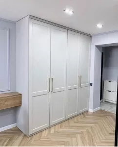 Прихожая «Светлая классика»