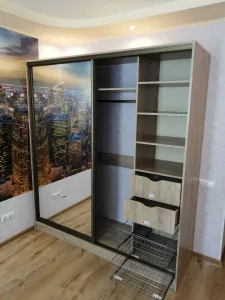 Корпусный шкаф купе на заказ Ю-361